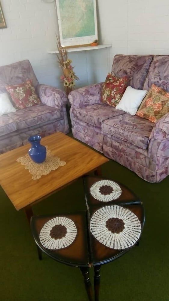 Another Holiday Home Family Room 5