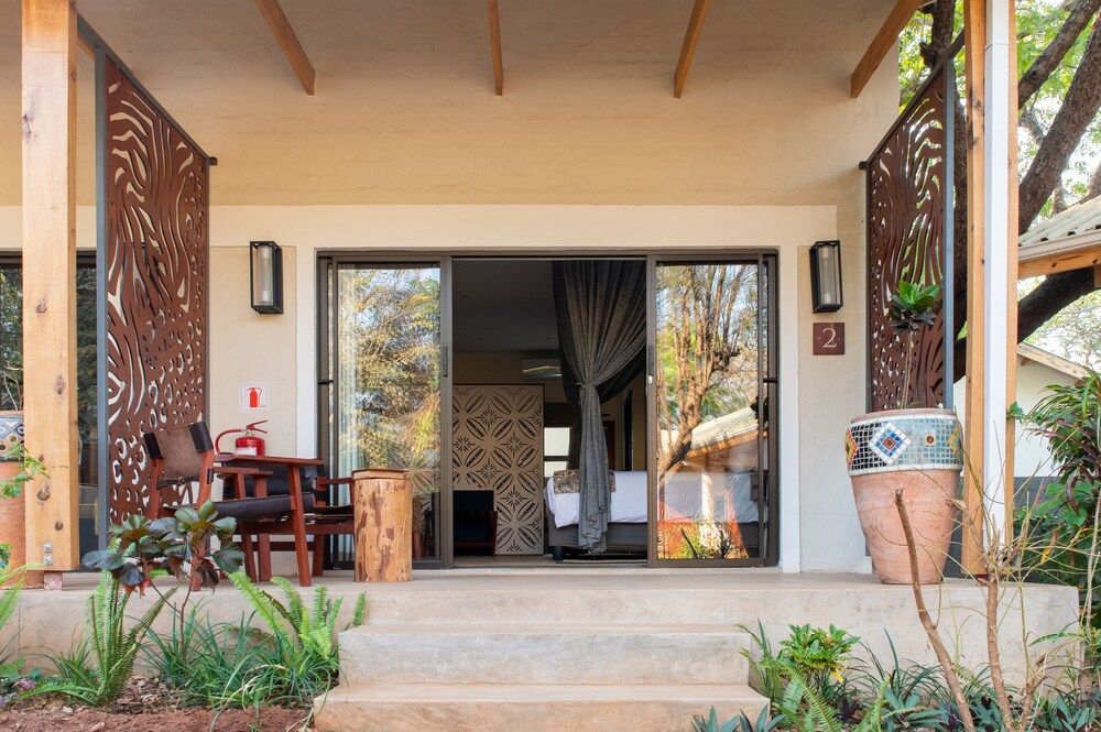 undefined Shongwe Oasis 5