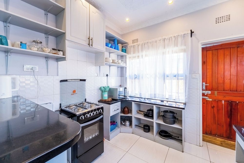 undefined KhayaLethu Holiday Home 8