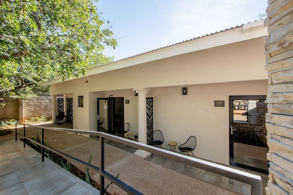 undefined Nkosi Guest Lodge 6