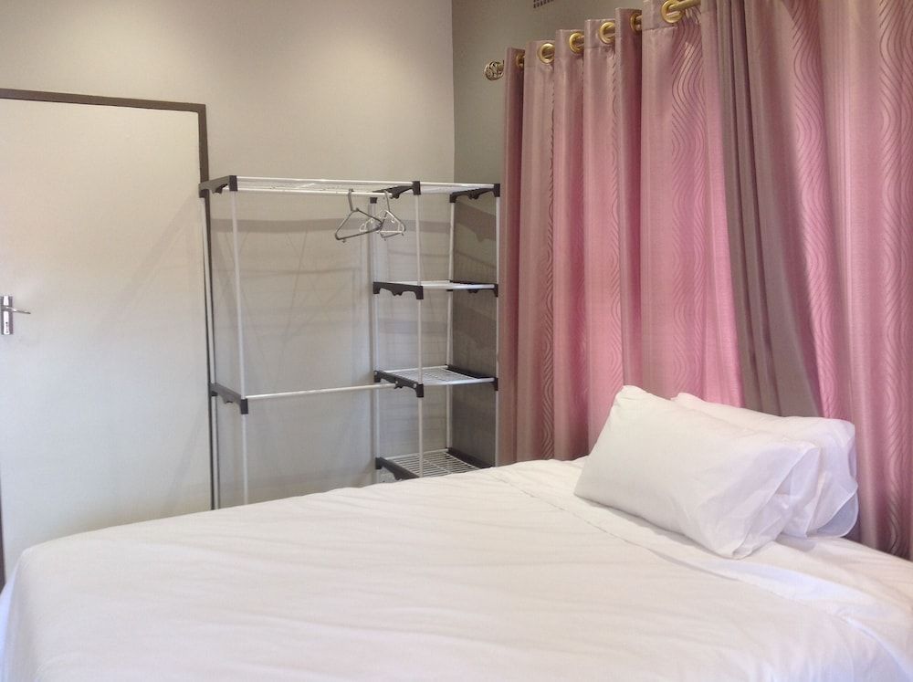 undefined 848 Guest House 5