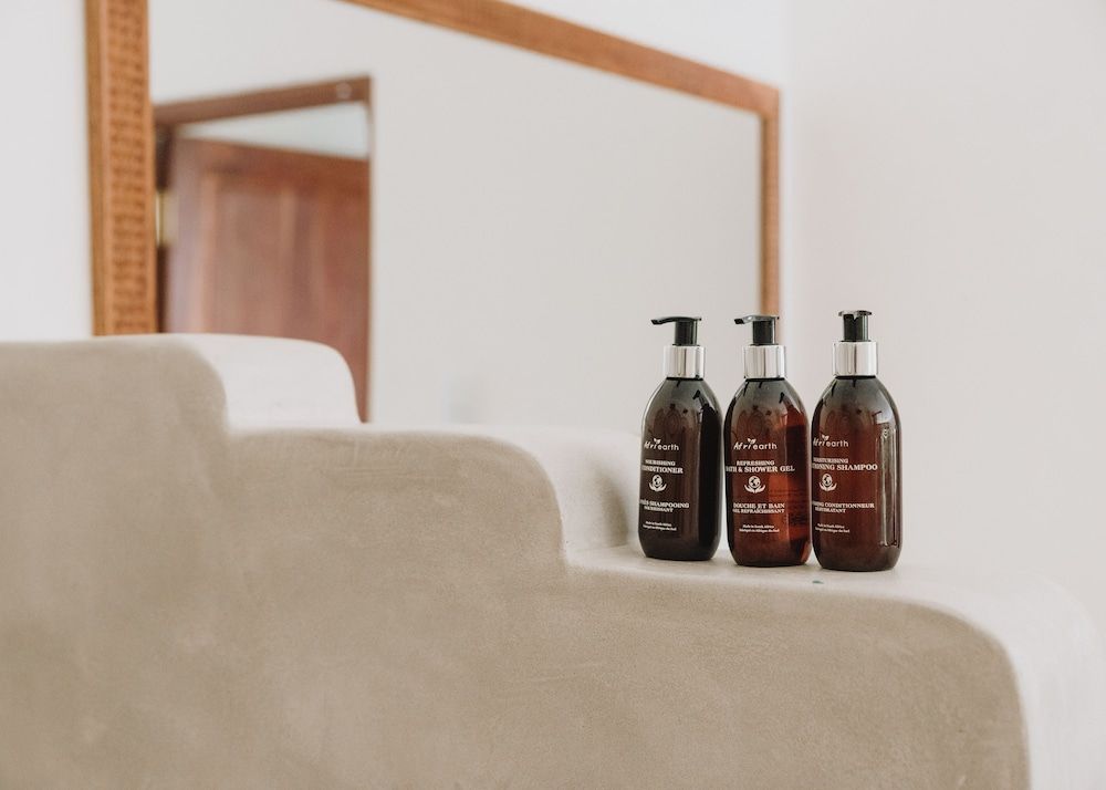 Insika Lodge Luxury Double or Twin Room 5