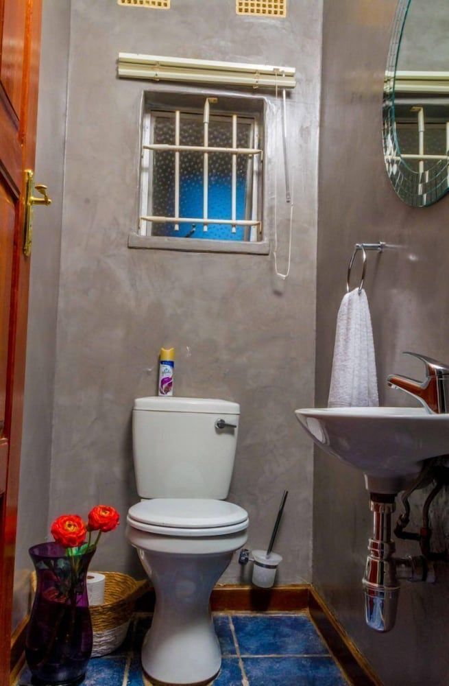 Pazuva Hillside Comfort House, Multiple Beds 15