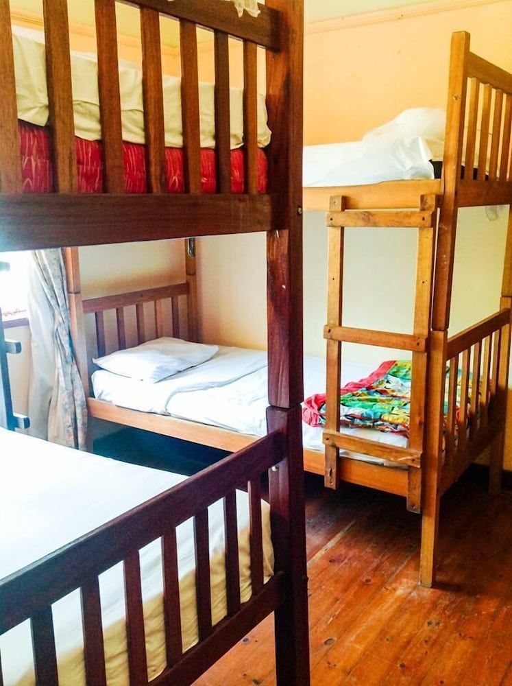 It's a Small World Backpackers Lodge - Hostel