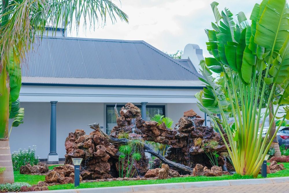 Ezulwini Villa Hotel Executive Room 16