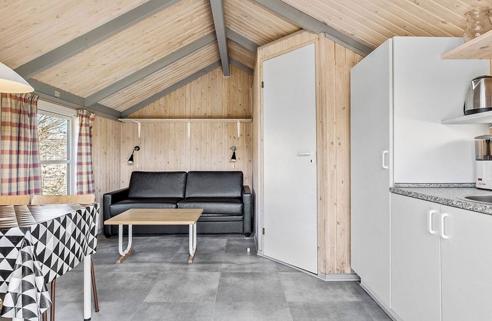 Basic Cabin
