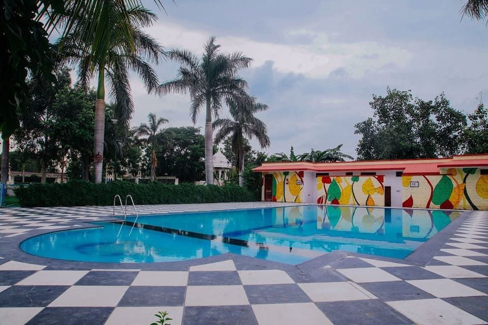Oriental Palace Resort