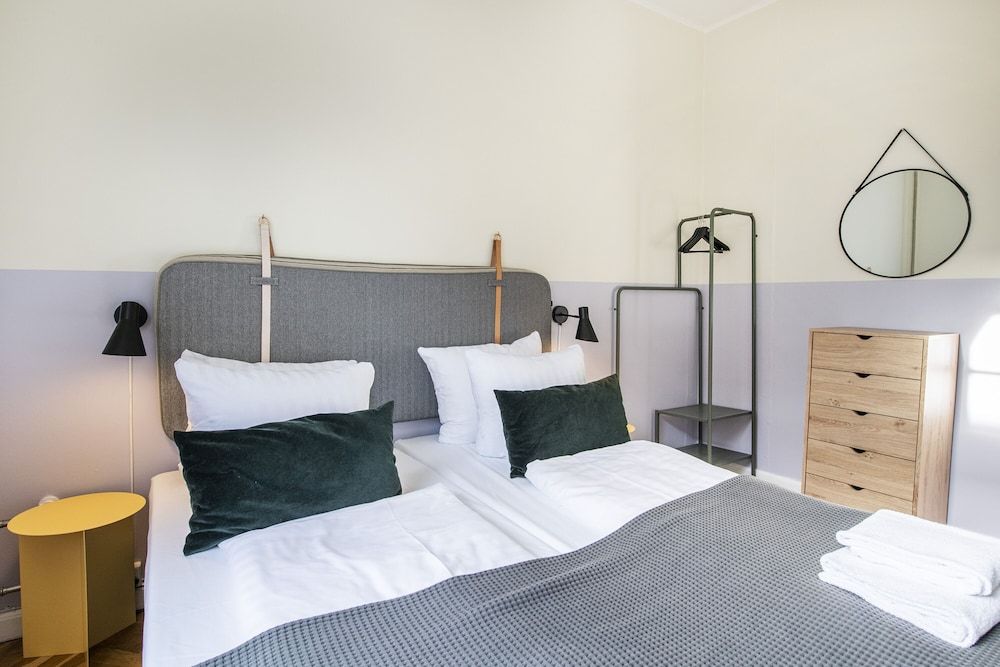 The Mile 2 by Daniel&Jacob’s Apartment, 4 Bedrooms, Kitchen 3