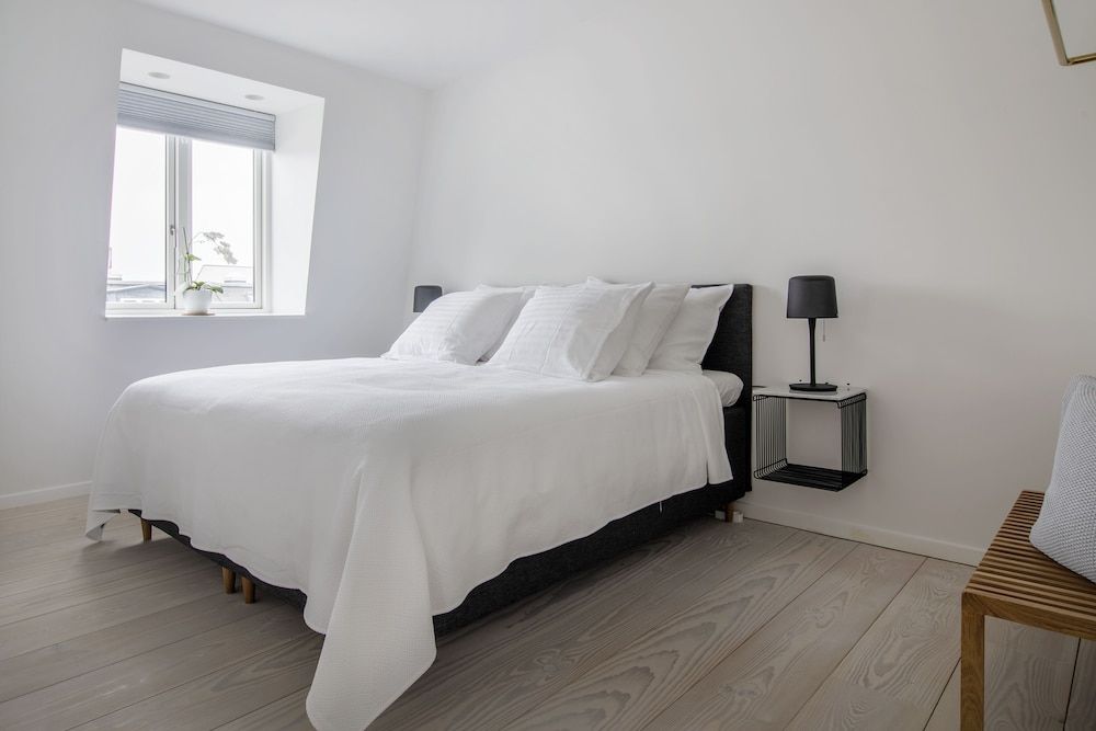 Signature Penthouse, 4 Bedrooms, Hot Tub, City View