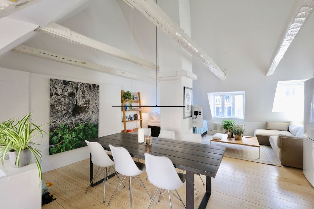 Dinesen Collection Two-Story Condos by Nyhavn Harbour Deluxe Penthouse, 3 Bedrooms 16