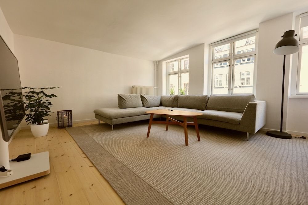 Dinesen Collection Two-Story Condos by Nyhavn Harbour Luxury Apartment, 3 Bedrooms 11