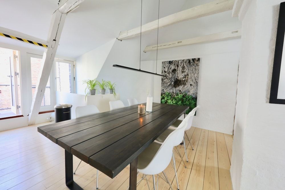 Dinesen Collection Two-Story Condos by Nyhavn Harbour Deluxe Penthouse, 3 Bedrooms 18