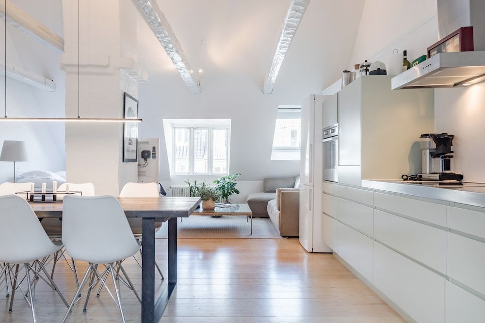 Dinesen Collection Two-Story Condos by Nyhavn Harbour Deluxe Penthouse, 3 Bedrooms 19