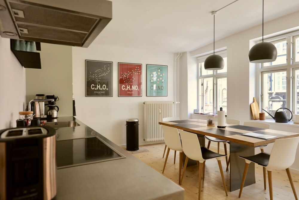 Dinesen Collection Two-Story Condos by Nyhavn Harbour Luxury Apartment, 3 Bedrooms 15