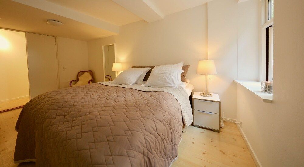 Dinesen Collection Two-Story Condos by Nyhavn Harbour Luxury Apartment, 3 Bedrooms 4