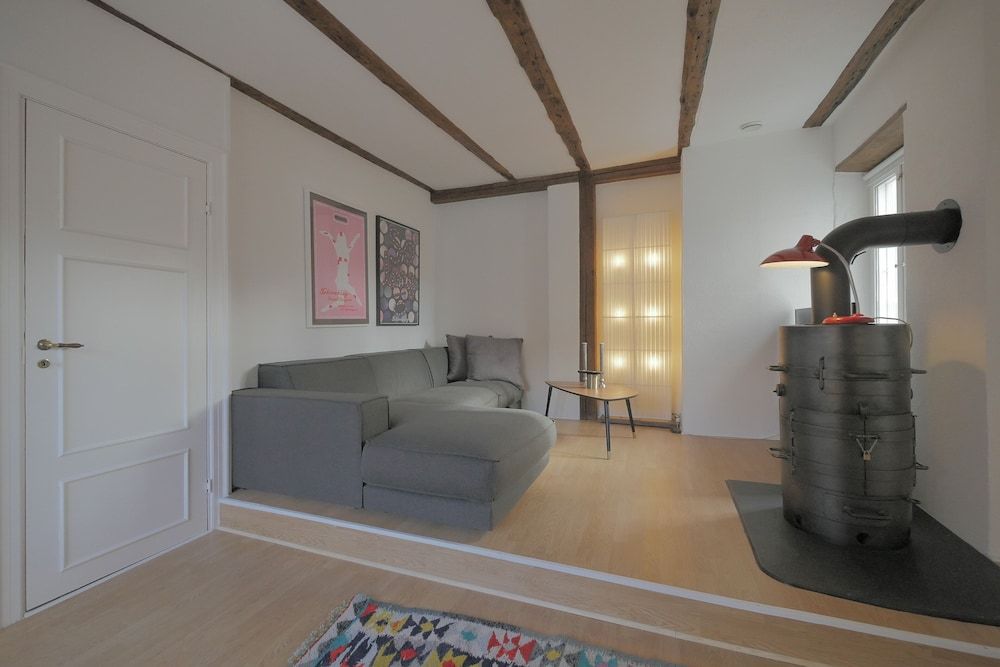 Direct Inner City 1 Apartment 12