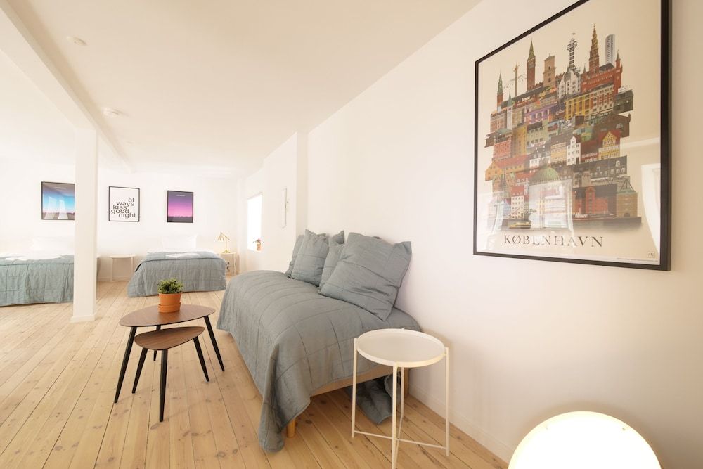 undefined Rent a place to sleep 3 8
