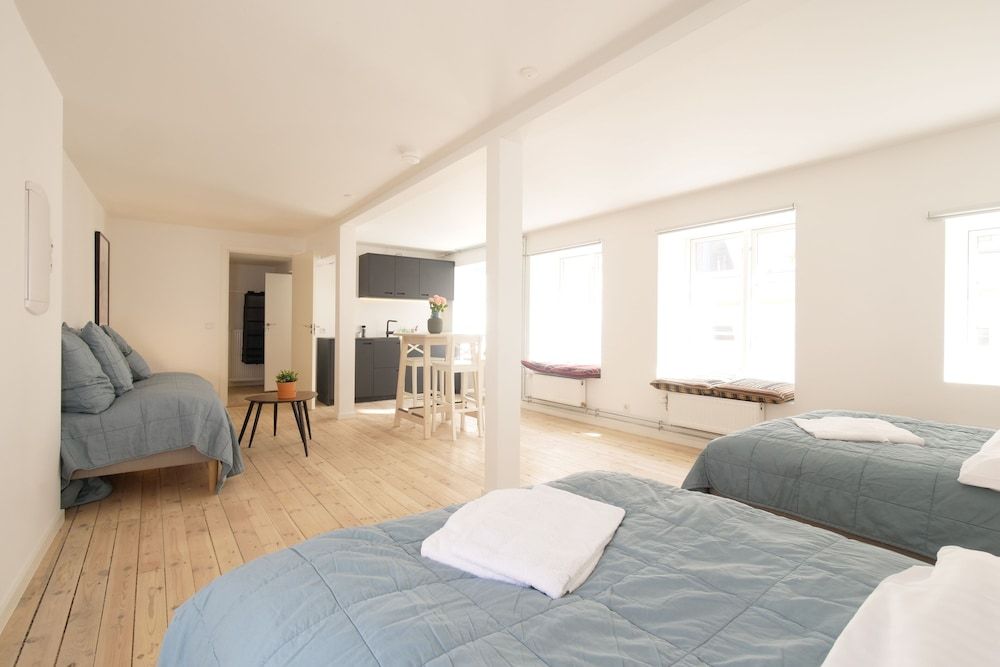 undefined Rent a place to sleep 3 9