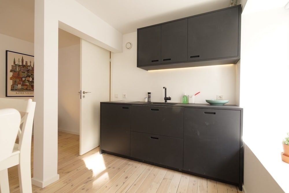 undefined Rent a place to sleep 3 10