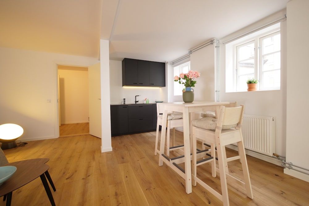 undefined Rent a place to sleep 1 10