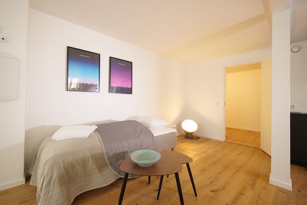 undefined Rent a place to sleep 1 7