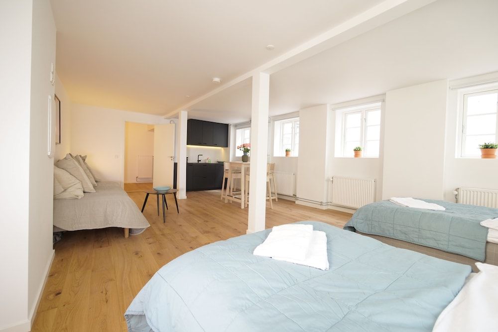 undefined Rent a place to sleep 1 9