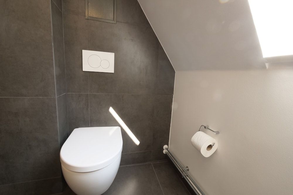 undefined Rent a place to sleep 4 10
