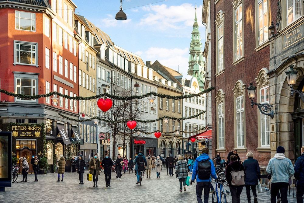 undefined Sanders Leaves - Cute 1-bdr Apt w Terrace 3