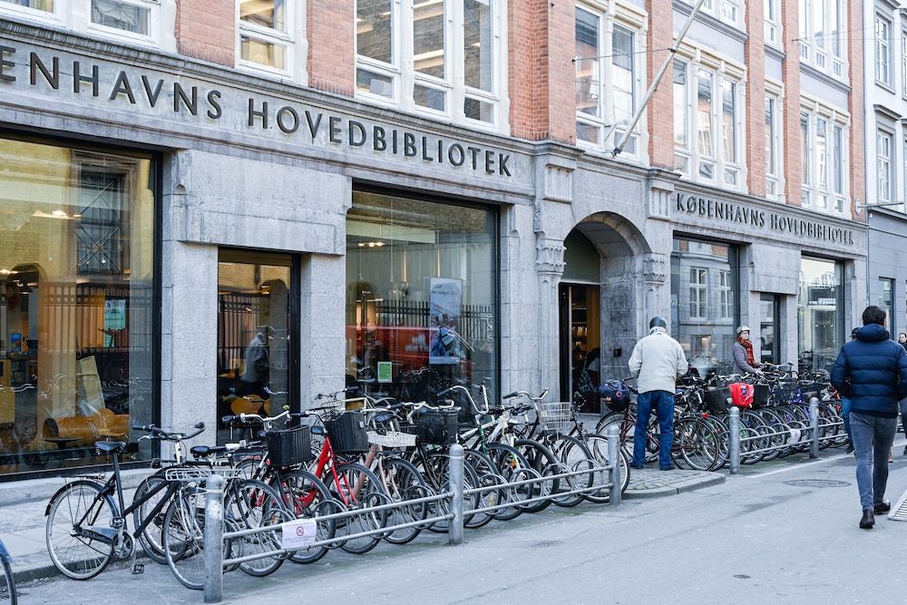 undefined Sanders Tower - Chic 2-bdr Apt w City View 6