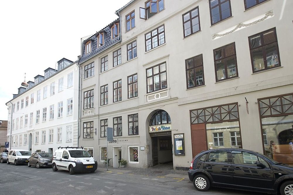 undefined Cozy One-bedroom Apartment in Copenhagen Downtown 2