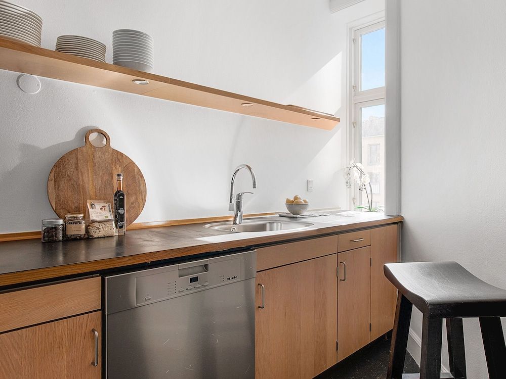 undefined Sanders Stage - Endearing 3-bdr. Apt. Near Nyhavn 8