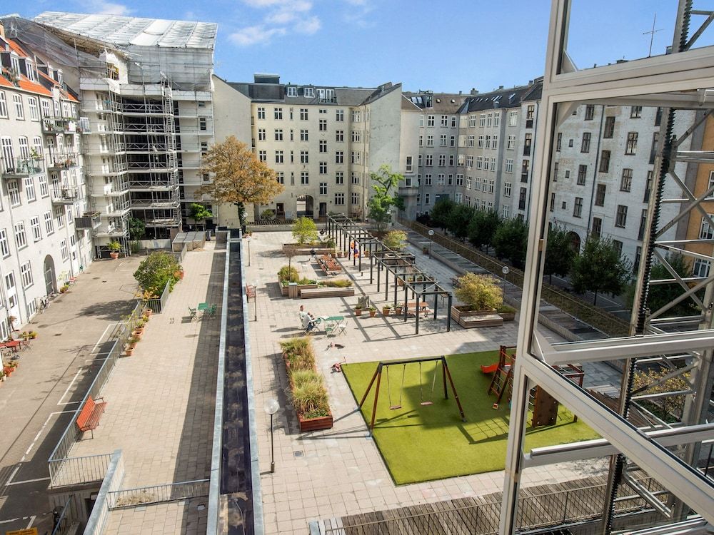 undefined Sanders Stage - Endearing 3-bdr. Apt. Near Nyhavn 5