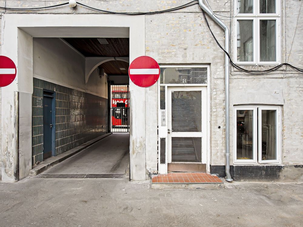 undefined Sanders Stage - Endearing 3-bdr. Apt. Near Nyhavn 4