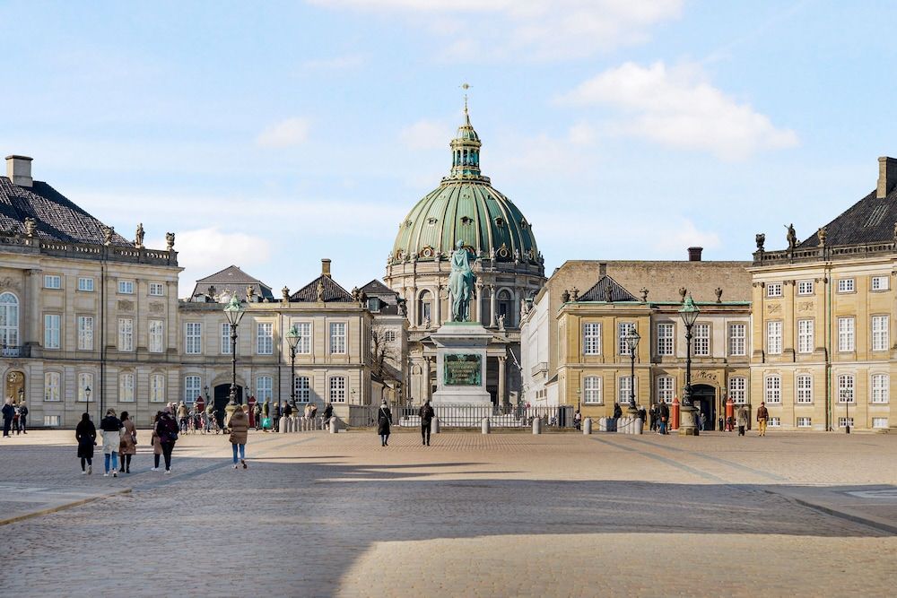 undefined Sanders Frontier - Nice 2-bdr Apt Near Harbour 4