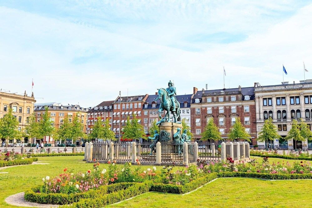 101sqm apt Heart of Copenhagen 100m to the Metro Apartment 47