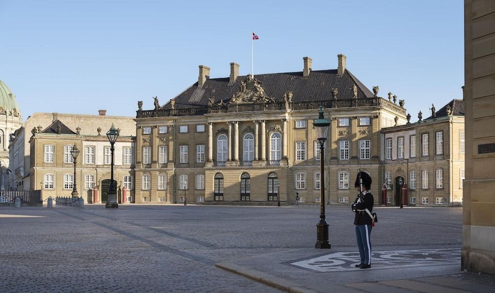 101sqm apt Heart of Copenhagen 100m to the Metro Apartment 11