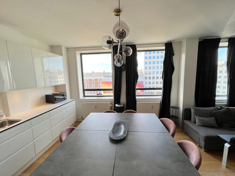 102m2 Scandinavian Design Prime Location Prof Cleaning Apartment 27