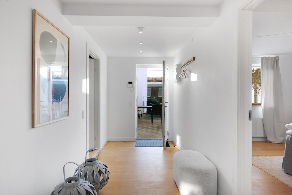 Sanders Leaves - Precious 2-bdr Apt With City View Apartment, 2 Bedrooms, Terrace, City View 11