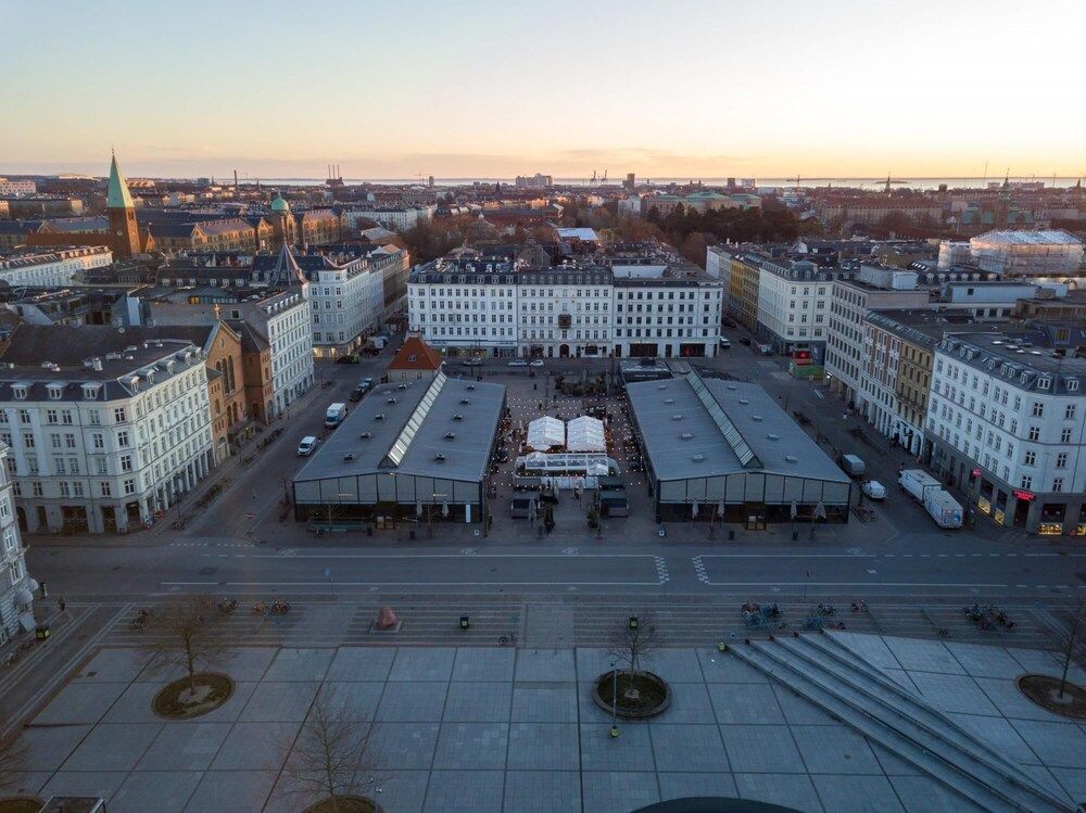 Balcony Apt Central in Copenhagen 50M to Metro Apartment 39