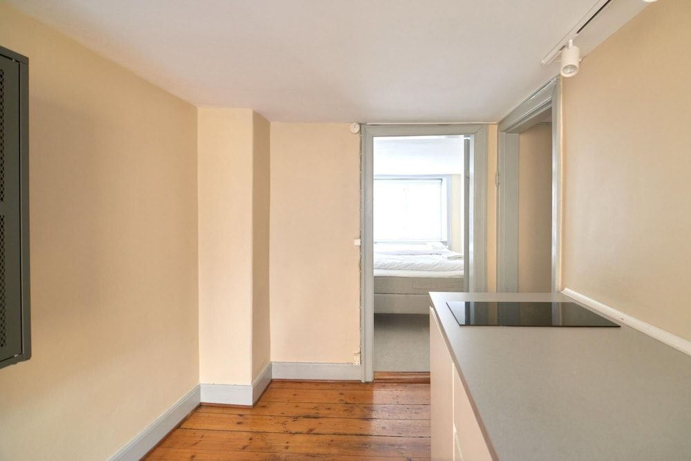 Balcony Apt Central in Copenhagen 50M to Metro Apartment 25