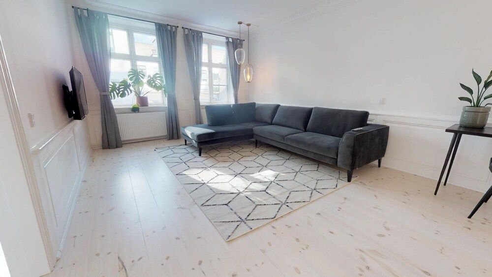 undefined 189m2 NEW Luxury Apt - City Central Prof Cleaning 9