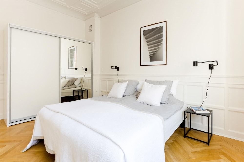 undefined 200m2 NEW Apartment City Centre Next to Tivoli 3