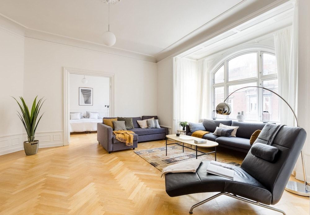 undefined 200m2 NEW Apartment City Centre Next to Tivoli 2