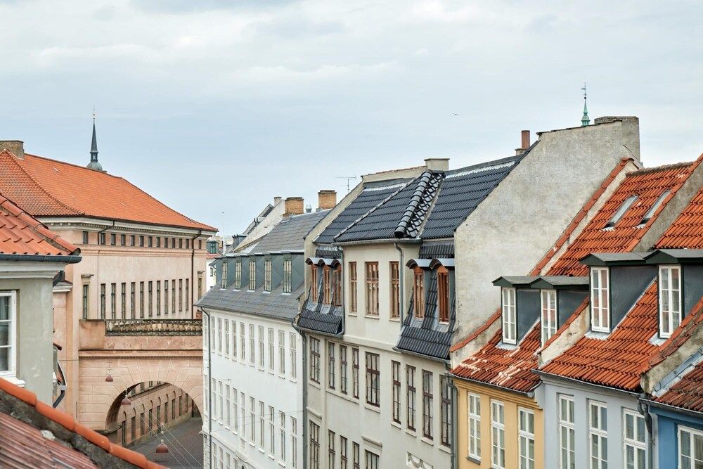 Bright Apartment Next to Tivoli Heart of CPH Apartment 68