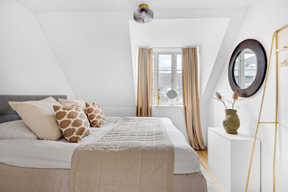 undefined Sanders Regent Adorable 1 Bdr Apt w Terrace 5