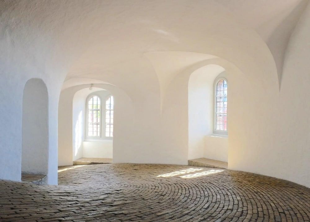 undefined Stylish Newly Furnished 2 BR Apt - Heart of CPH 8