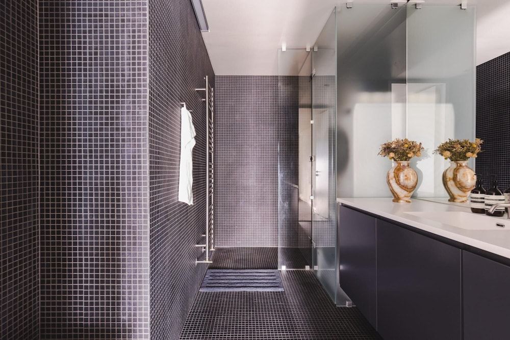 High-end Design Heart of CPH Apartment 100