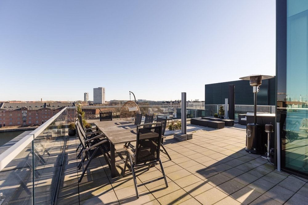 High-end Design Heart of CPH Apartment 71