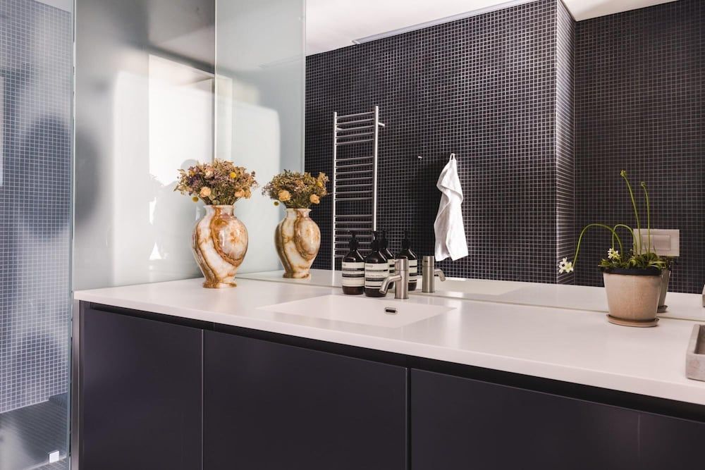 High-end Design Heart of CPH Apartment 85