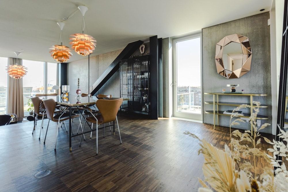 High-end Design Heart of CPH Apartment 79